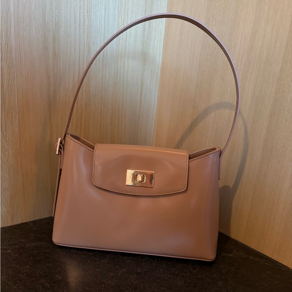 J. Crew Edie Shoulder Bag in Italian Leather - Picture 2 of 6